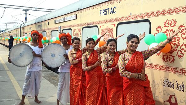 Bharat Gaurav Train: কলকাতা থেকে ছাড়বে ভারত গৌরব পর্যটক ট্রেন, খরচটা জেনে নিন