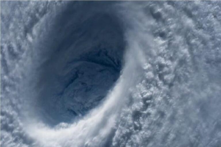 Cyclone Mocha Update: সাইক্লোন হবেই, চূড়ান্ত সতর্কতা, রইল ভিডিওতে আপডেট