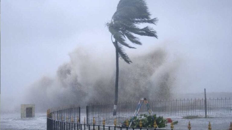 Cyclone Mocha latest Update | কোথায় আছড়ে পড়বে ঘূর্ণিঝড় মোকা? সাফ জানিয়ে দিল হাওয়া অফিস! বাংলার জন্য বিরাট ভয়ের খবর