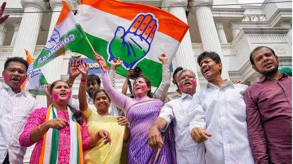Karnataka Election Result Live: কর্ণাটকে ম্যাজিক ফিগার ছাড়াল কংগ্রেস, ভোট শতাংশ ধরে রেখেও হারছে BJP