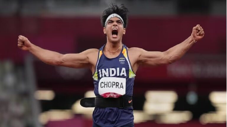 Neeraj Chopra in World Athletics Championship: ‘যা ছুঁড়লেন ঠিক যেন মিসাইল’ মরশুমের সেরা থ্রো করে ফাইনালে নীরজ