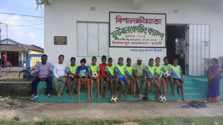 Football News: ত্রিপুরার পর এবার দিল্লির মাঠ কাঁপাতে যাচ্ছে আরামবাগের মহিলা ফুটবলাররা 