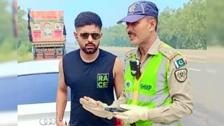 গাড়িতে বেপরোয়া গতি! ট্রাফিক আইন ভেঙে রেহাই পেলেন না বাবর আজম ODI World Cup 2023 Babar Azam face Penalty for breaking the traffic rules at Lahore sup