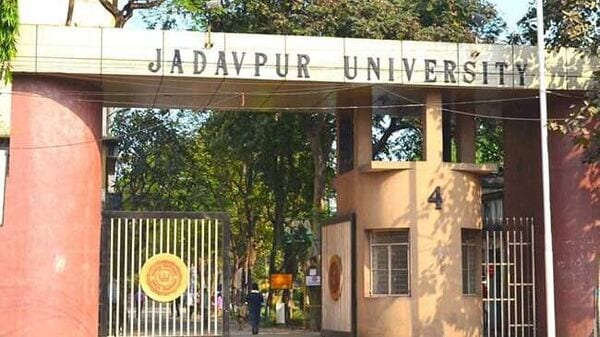 Jadavpur University: নির্দোষ প্রমাণিত না হওয়া পর্যন্ত ধৃতদের JU–এর ক্যাম্পাস, হস্টেলে যাওয়া নিষেধ