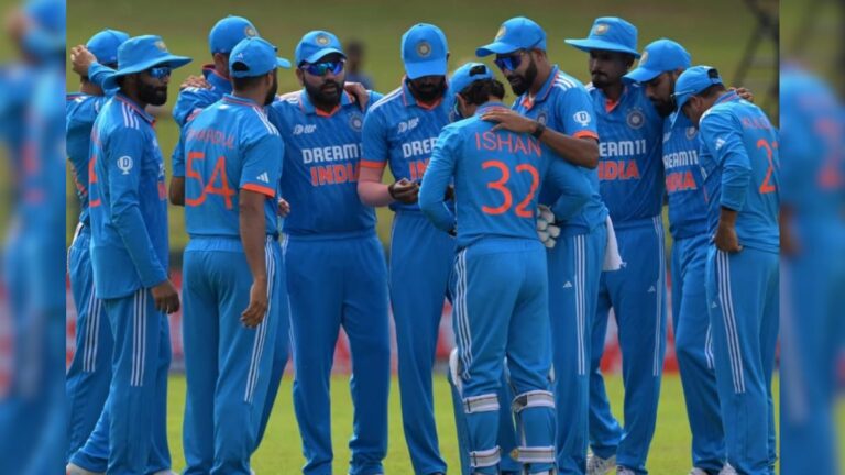 ভারতীয় দলে বড় পরিবর্তন! অস্ট্রেলিয়ার বিরুদ্ধে কারা থাকতে পারে একাদশে, রইল সব আপডেট ODI World Cup 2023 India vs Australia probable playing 11 Indian Team may give big surprise in First Eleven in IND vs AUS match in ICC World Cup 2023 sup