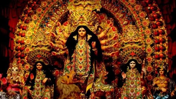 Durga Puja 2023: পুজোর পরে ১৫ দিনের মধ্যে পার্কগুলিকে আগের অবস্থায় ফিরিয়ে দেওয়ার নির্দেশ KMC–র