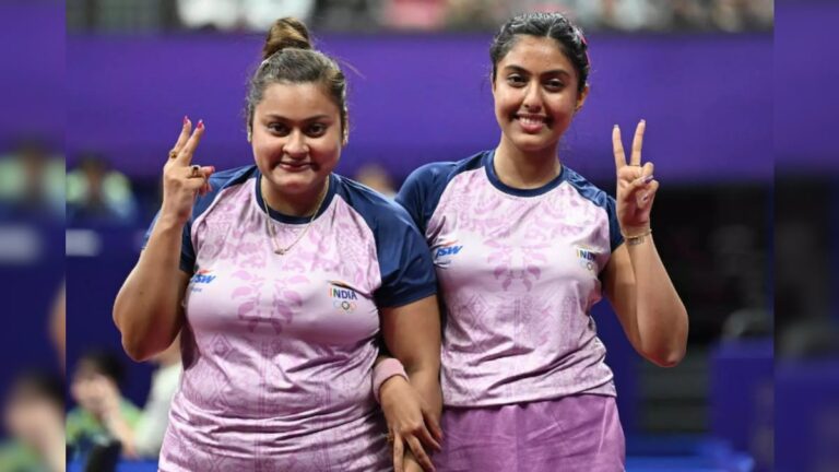 সেমিতে হারলেও ব্রোঞ্জ জয় সুতীর্থা ও ঐহিকা মুখোপাধ্যায়ের, ইতিহাসের পাতায় দুই বঙ্গ তনয়া Asian Games 2023 Sutirtha Mukherjee and Ayhika Mukherjee lost semi final and won Bronze medal in Women s Doubles Table Tennis sup