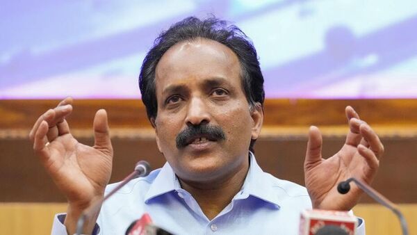 ISRO Chairman: আন্তর্জাতিক স্পেস স্টেশনে এবার ভারতীয় মহাকাশচারী, কলকাতায় জানালেন ইসরোর চেয়ারম্যান