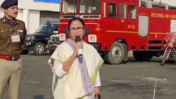 CM Mamata Banerjee: ‘সংসদে হামলায় বাংলার যোগ নেই’ দাবি করে নিরাপত্তার গলদকেই দায়ী করলেন CM