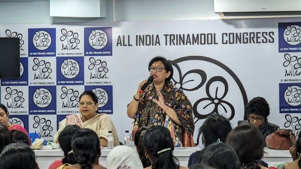 Trinamool Mahila Congress Committee: টানা কর্মসূচি, মিছিল-পাড়া বৈঠক-যোগদান, এ মাস থেকে মাঠে নামছে TMC-র মহিলা সংগঠন