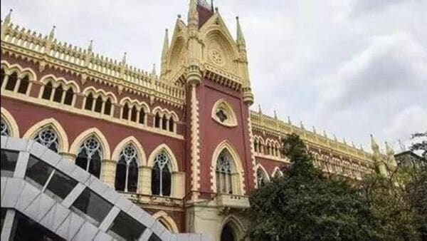 Calcutta High Court: বিচ্ছেদের ১ দশক পরও মেলেনি খোরপোষ, বিদেশে স্বামী, পুলিশের ভূমিকায় ক্ষুব্ধ কোর্ট