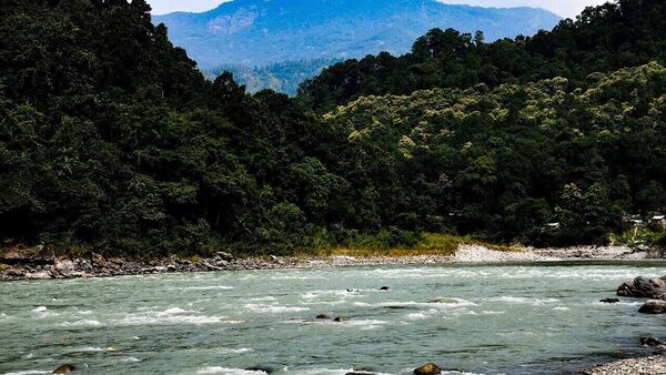 River Teesta after Sikkim Disaster: গতিপথ বদলে ফেলেছে তিস্তা, কারণটা কী? ছবি দেখেই উদ্বেগে উত্তরবঙ্গ