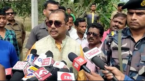 Sandeshkhali Update: সন্দেশখালিকাণ্ডে রিপোর্ট তলব করল SC কমিশন, আরও অস্বস্তি বাড়ল মমতা প্রশাসনের