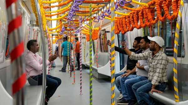 East-West Metro full service: কবে হাওড়া ময়দান মেট্রোর পরিষেবা শুরু হচ্ছে? অক্টোবরেই ‘রেডি’ ইস্ট-ওয়েস্ট করিডর