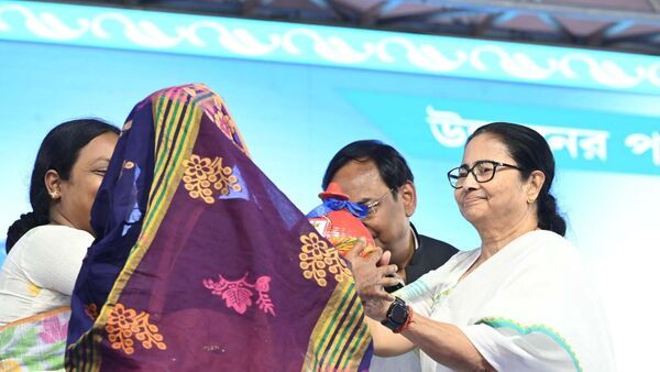 Mamata speech LIVE: ‘বাংলার শিল্পের হাওয়া বইছে, চাকরির অভাব হবে না’, বললেন মমতা