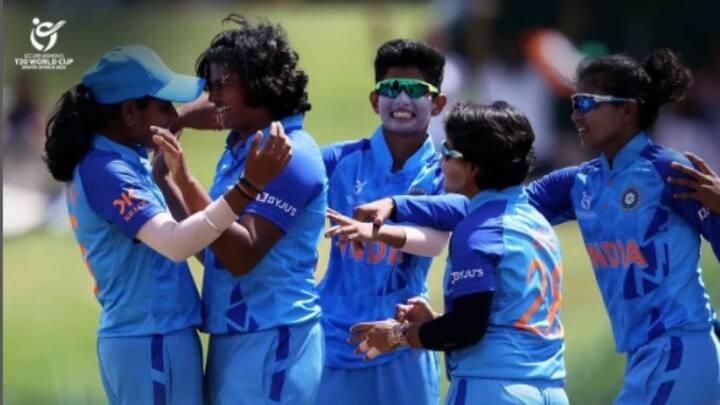 U-19 Women’s WC: ইংল্যান্ডকে হারিয়ে অনূর্ধ্ব ১৯ মহিলাদের টি-টোয়েন্টি বিশ্বকাপ জয় ভারতের