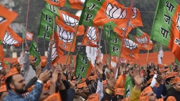 BJP Organisational Changes in Bengal: লোকসভা ভোটের আগে রদবদল, জেলা সভাপতিদের নতুন তালিকা প্রকাশ বিজেপির
