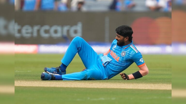 হার্দিক পান্ডিয়ার চোট নিয়ে এল চূড়ান্ত খারাপ খবর! দক্ষিণ আফ্রিকা ম্যাচের আগে বড় ধাক্কা ভারতের India vs South Africa Indian Team star all rounder Hardik Pandya ruled out of the ODI World Cup 2023 due to ankle injury sup