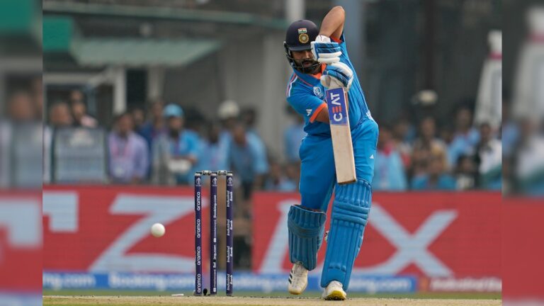 শুরুতেই রোহিত শর্মার তাণ্ডব, হিটম্যানের সামনে পালানোর পথ পেল না প্রোটিয়া বোলাররা, ইমপ্যাক্টফুল ইনিংস অধিনায়কের ICC World Cup 2023 India vs South Africa Indian Team Captain Rohit Sharma Played a 40 runs Impactful Innings in IND vs SA in ODI World Cup 2023 sup