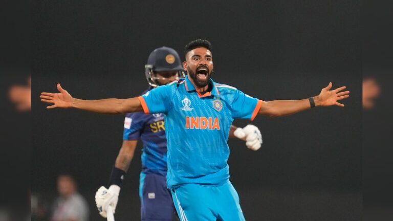 ICC World Cup 2023 India vs Sri Lanka: সিরাজকে দেখলেই ভয়ে কাঁপছে শ্রীলঙ্কা! আগুনে স্পেলে ধরাশায়ী লঙ্কান ব্যাটিংয়ের টপ অর্ডার