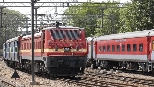 Rail track security: রেল লাইন নজরদারি করতে নিযুক্ত কর্মীদের আনা হচ্ছে GPS সিস্টেমের আওতায়