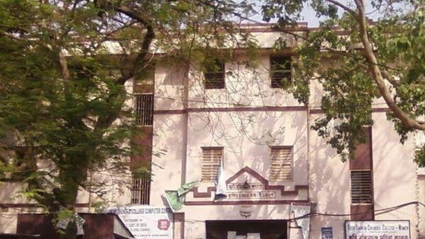 সরস্বতী পুজোয় কলেজে ঢুকে ছাত্রীদের কটূক্তি, TMCP নেতা নাজিমুলকে মারধর করল TMCPই