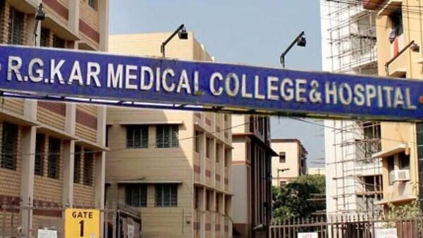 RG Kar Medical College: আর জি করের অধ্যক্ষের বিরুদ্ধে দুর্নীতির অভিযোগ, পুলিশের কাছে রিপোর্ট তলব আদালতের
